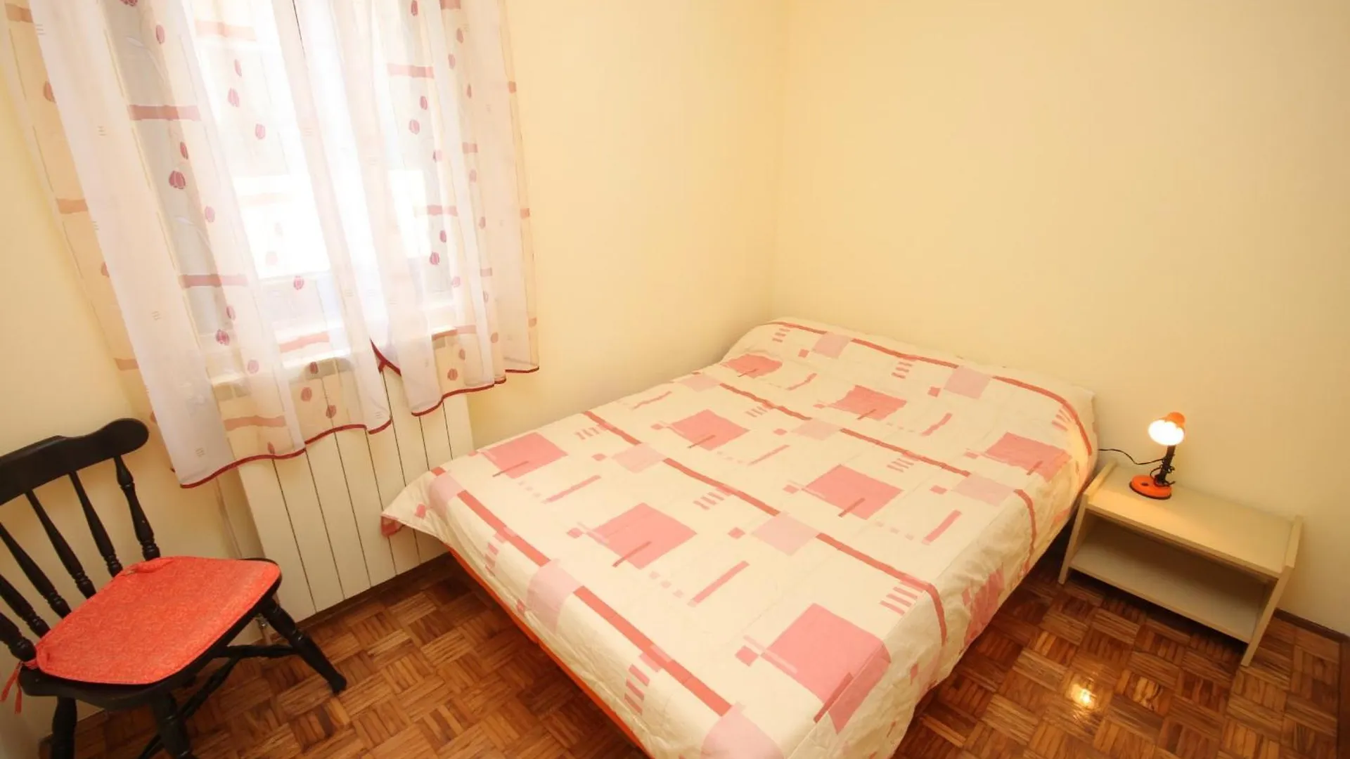 Apartments With A Parking Space Umag - 7060 Chorvatsko