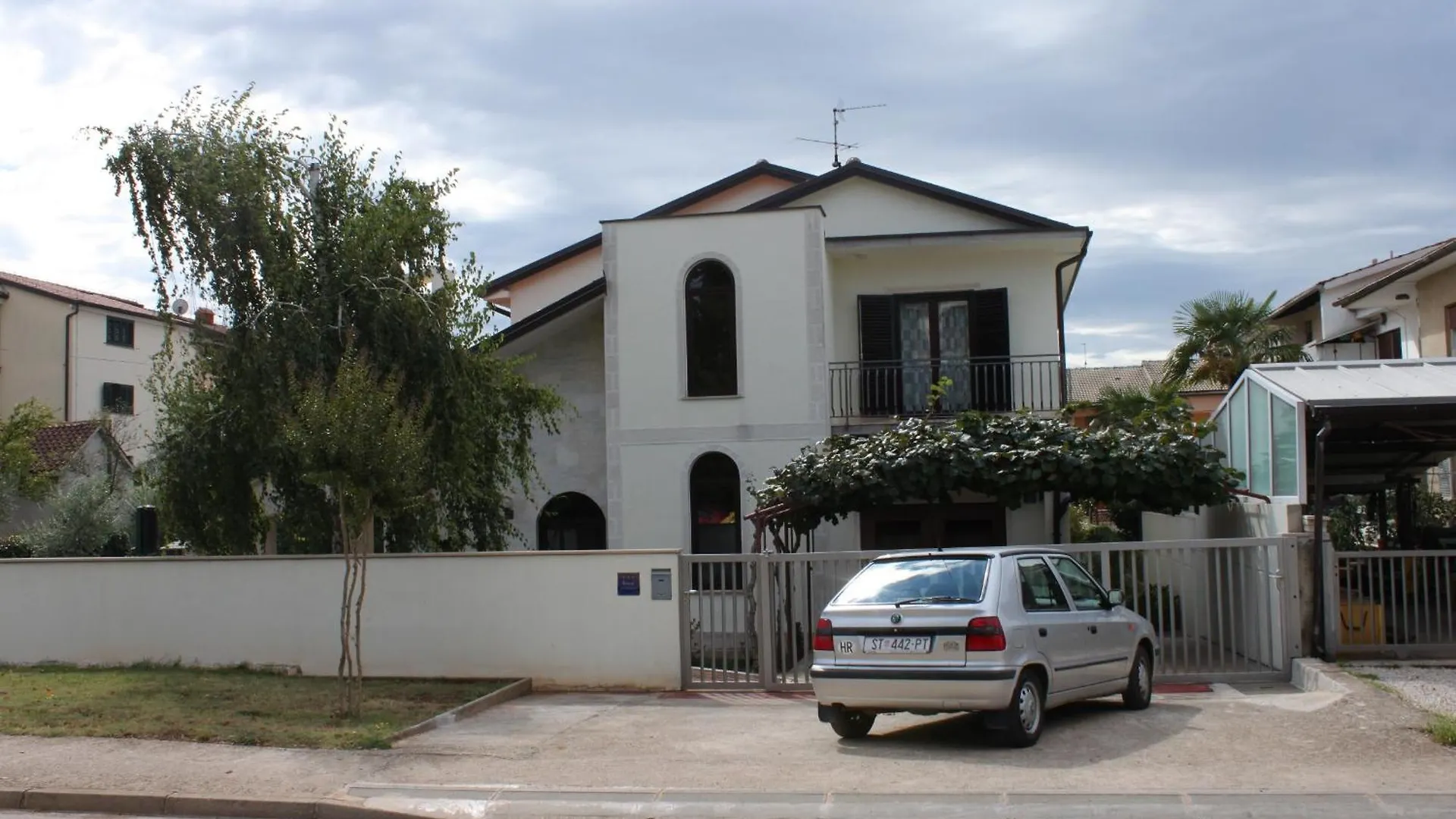 Apartments With A Parking Space Umag - 7060 0*,  Chorvatsko