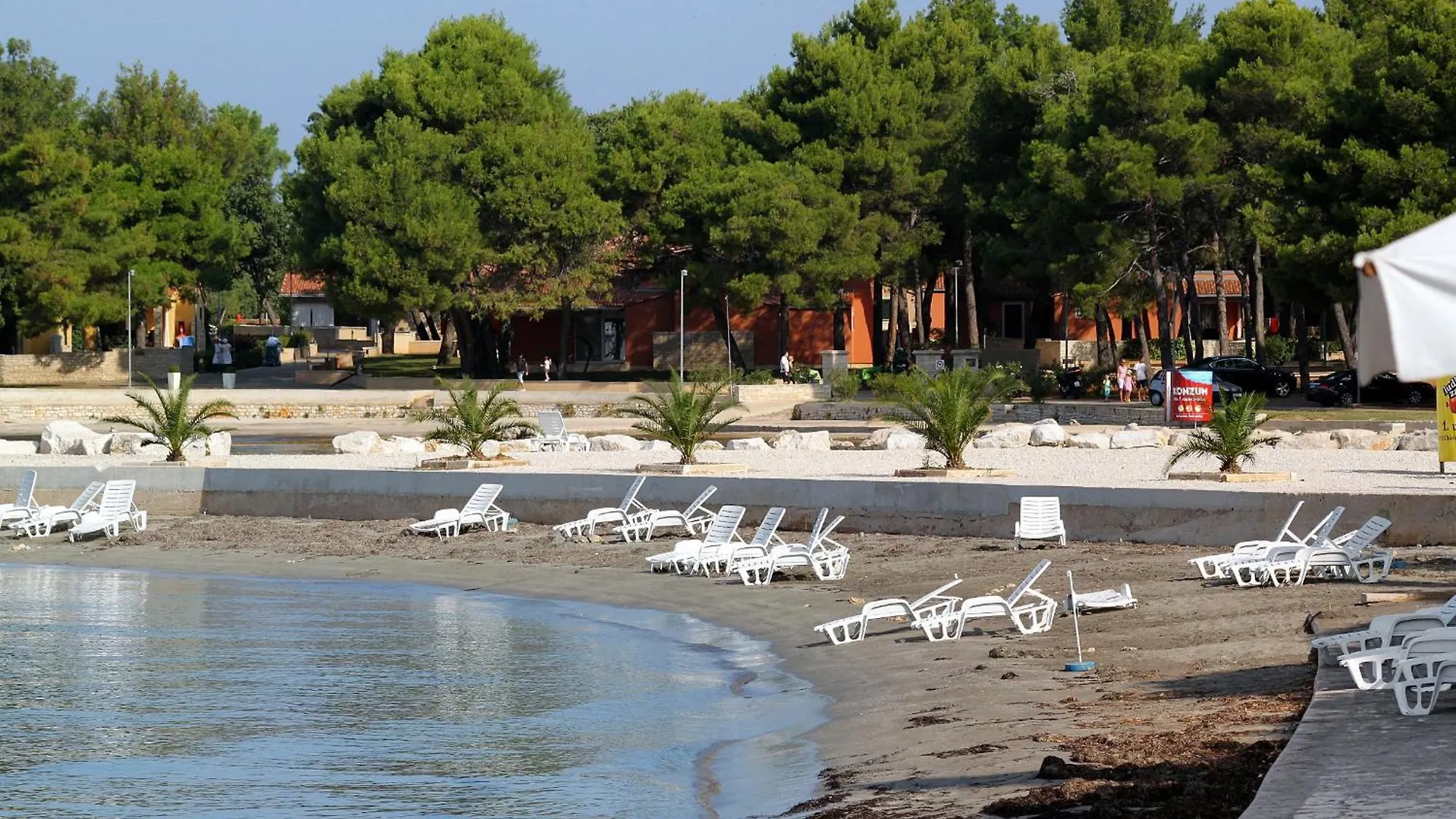 Apartments With A Parking Space Umag - 7060 0*,  Chorvatsko
