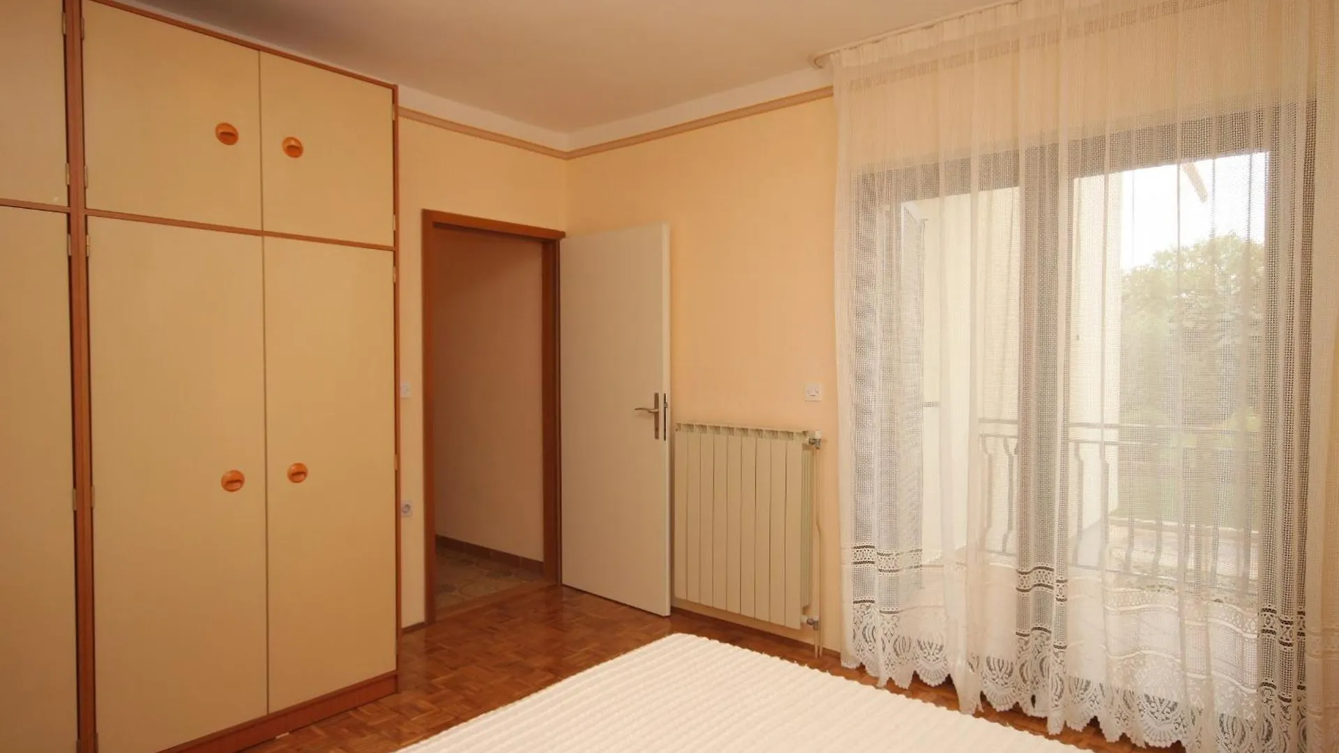 Apartments With A Parking Space Umag - 7060