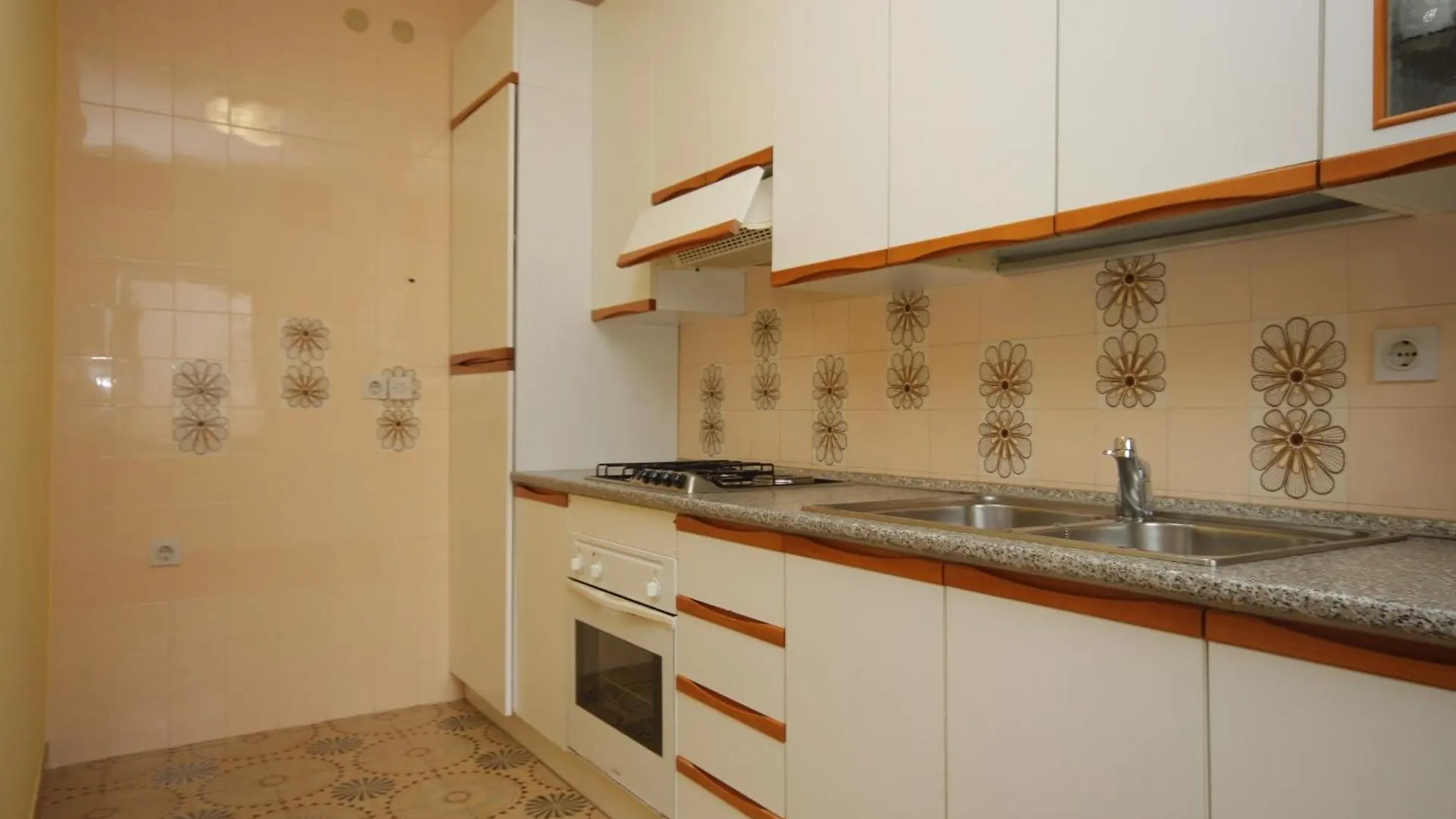 Apartments With A Parking Space Umag - 7060